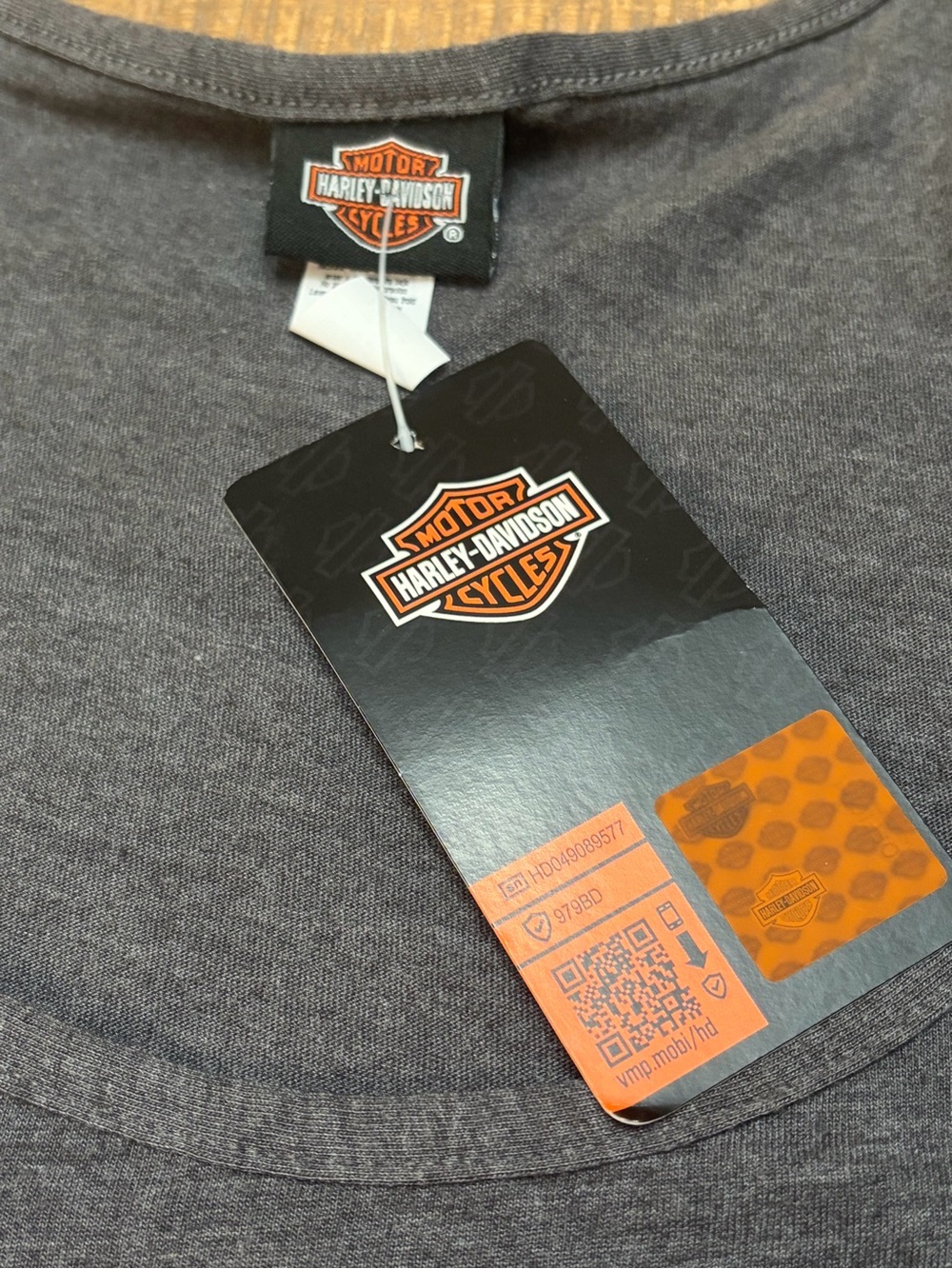 🆕 Harley-Davidson Women's Dark Gray Tank with Purple Text & Rose - Picture 6 of 8